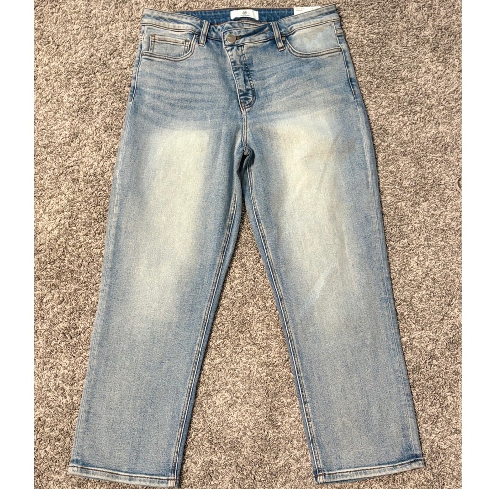 RFM Denim Dylan Tummy Control High Rise Straight Jeans Light Wash Size 15/32 NEW